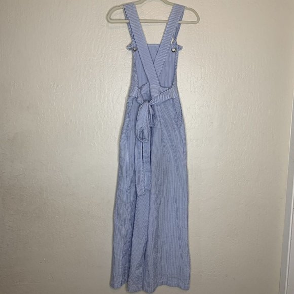 Blue and White Wide Leg Jumpsuit with Square Neckline - Picture 3 of 10